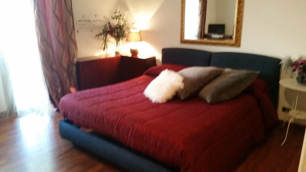 B&B Mary'S House Ciampino Buitenkant foto